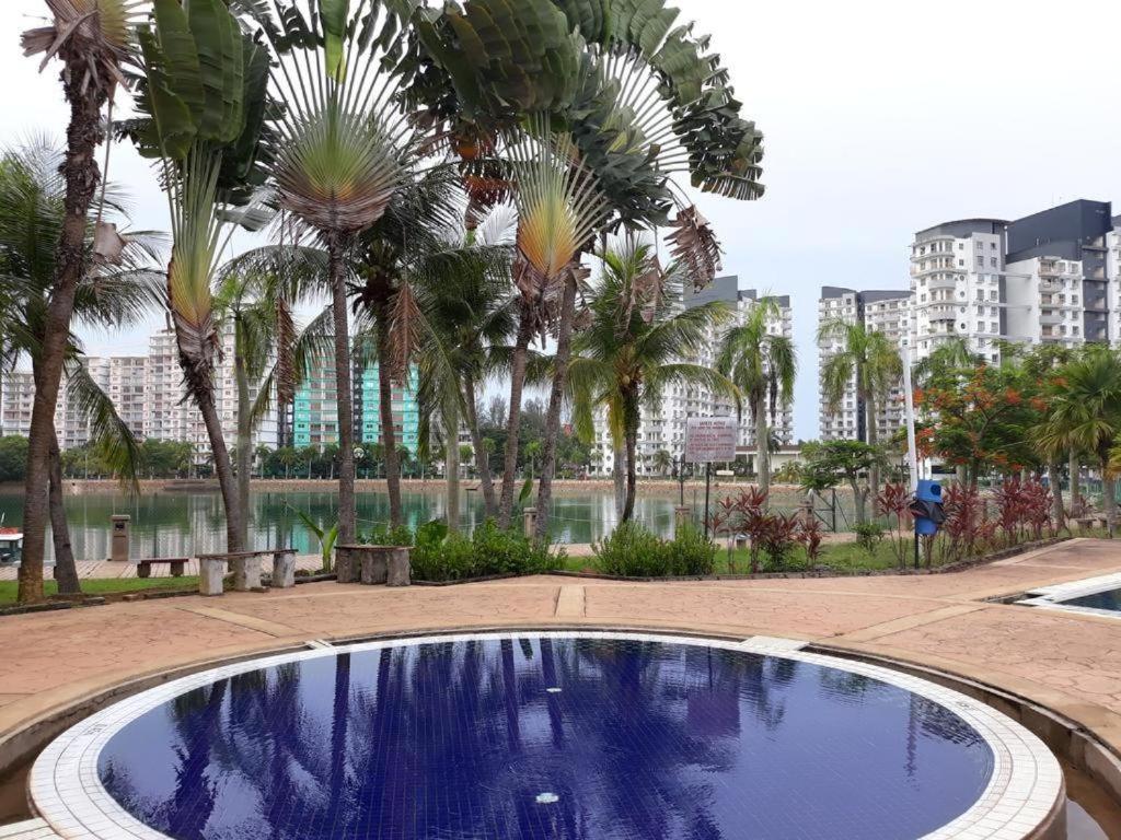 Apartment Marina Terrace A1-10 *